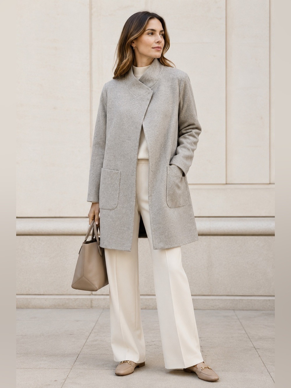 Peserico Cashmere and Wool Taupe Coat
Size 46 XLarge
US 10/12
